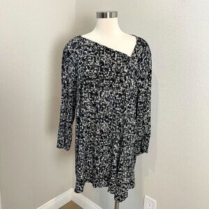 J Jill Wearever Collection Womens XL Printed Tunic Top Asymmetrical V Neck Shirt